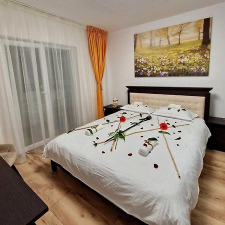 Forest Intimate Hideaway - Sub Padure Love Nest Leilighet Braşov Eksteriør bilde